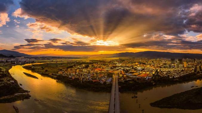 瑞丽报关行业规模